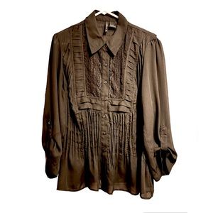 New Directions sheer lacy blouse intricate detail, beautiful top, modest